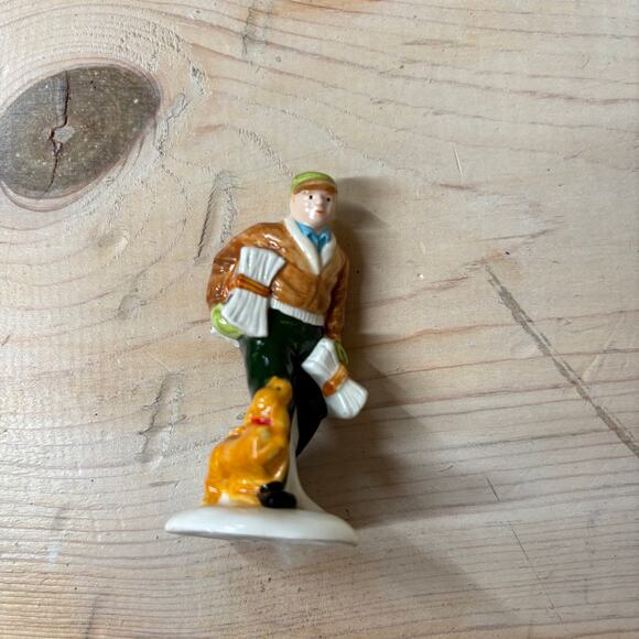Department 56 EUC Vintage 1993 Village News Delivery Mail Carrier Ceramic - Picture 1 of 7